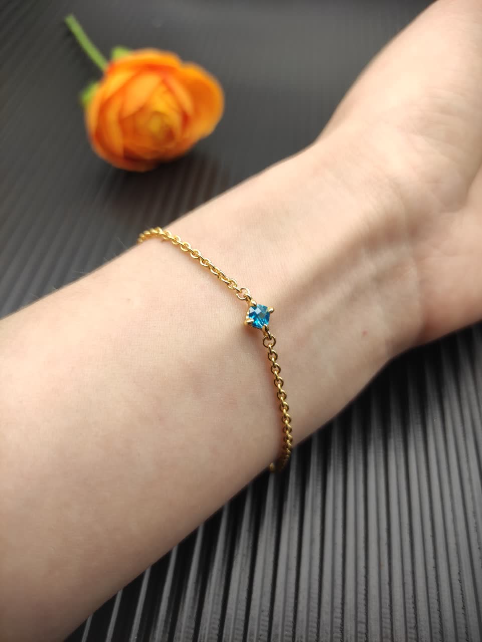 David Yurman Elegant Gold Bracelet with Blue Gemstone